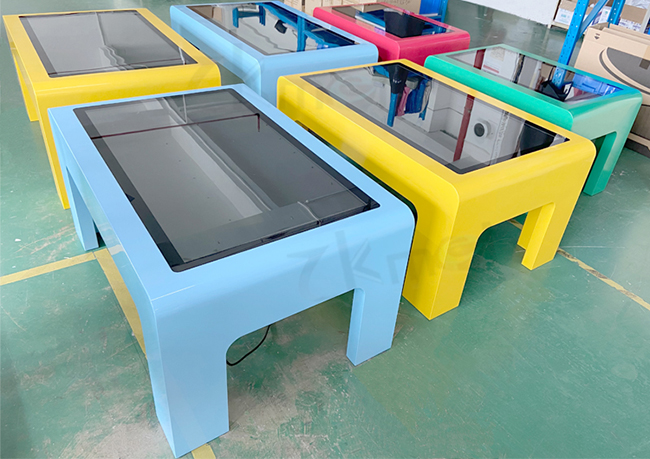 Interactive Kids Game Multitouch Table With Touch Screen Kids Education LCD Touchscreen Desk
