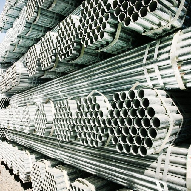 Corrosion Resistant Galvanised Steel Round Tube , Medium Grade Galvanised Metal Pipe