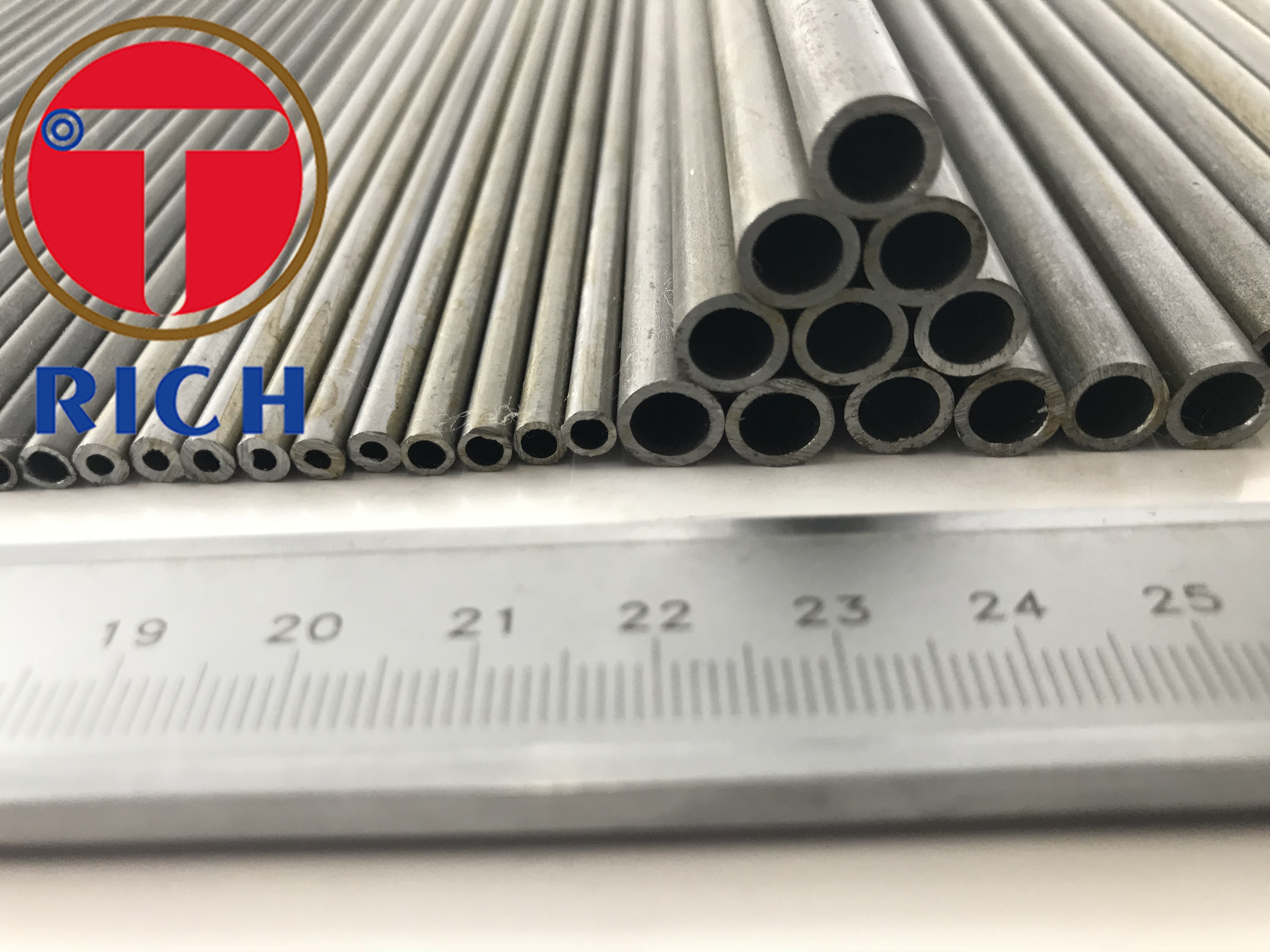 T22 T5 T12 Astm A213 Boiler Steel Tube In Heat Exchanger Industry