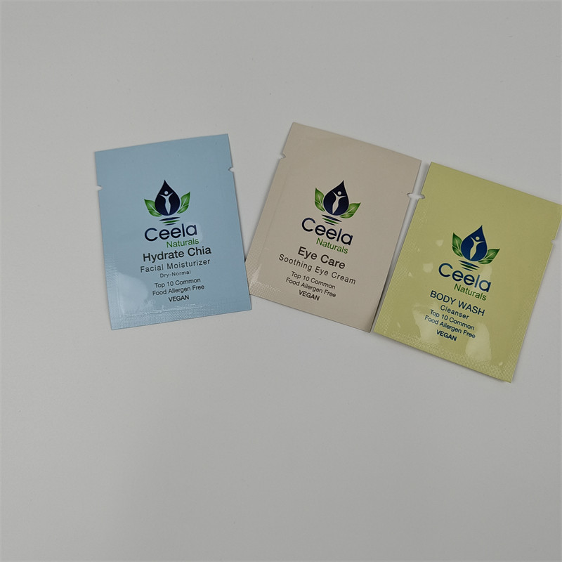 Convenient Flat Bag Cosmetics Sachets for Your Customers