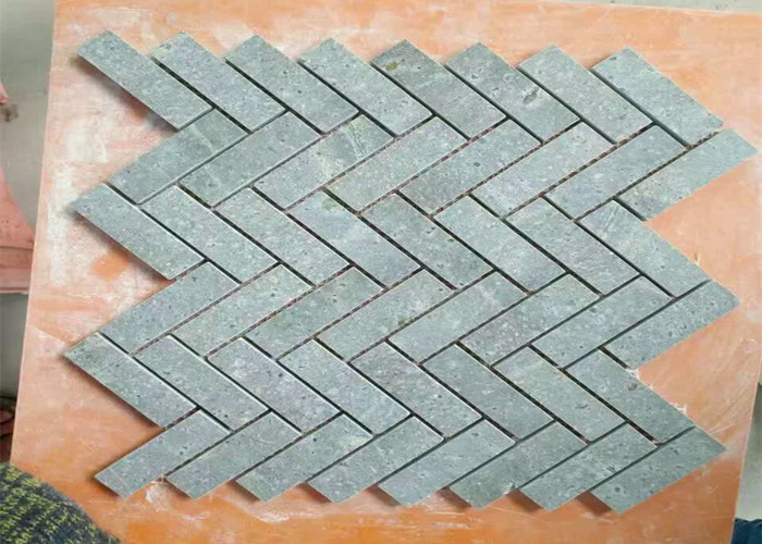 Kitchen Natural Stone Floor Tiles , Marble Herringbone Mosaic Tile 1" X 3" Chip Size