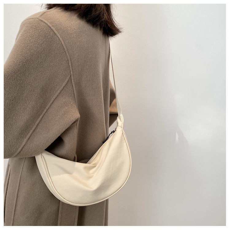 NYLON CROSSBODY BAG CROSSBODY BAG FEMALE 2024 NEW DUMPLING LIGHTWEIGHT UNDERARM BAG ALL SHOULDER CANVAS BAG