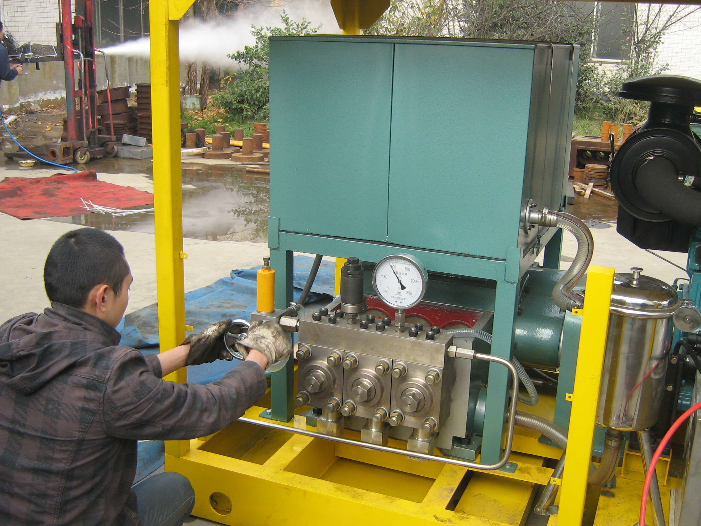 Industrial Pressure Washing Equipment For Heat Exchanger Pipes Cleaning 2500bar