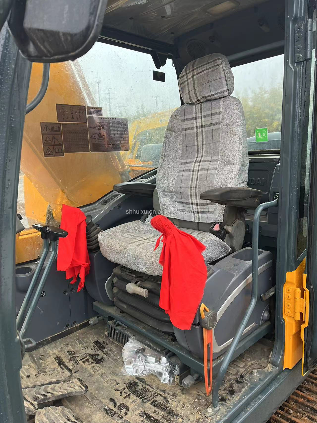 Construction Machine Used Hydraulic Crawler Excavator Hyundai 225-9 Brand Korea