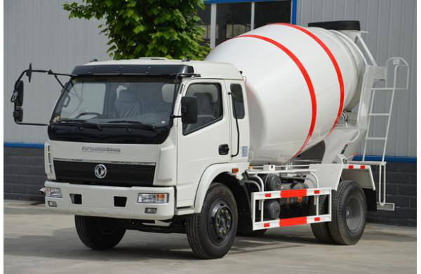 4m3 concrete mixer truck/small mixer truck/140hp Cummins engine/RHD & LHD/Competitive Price