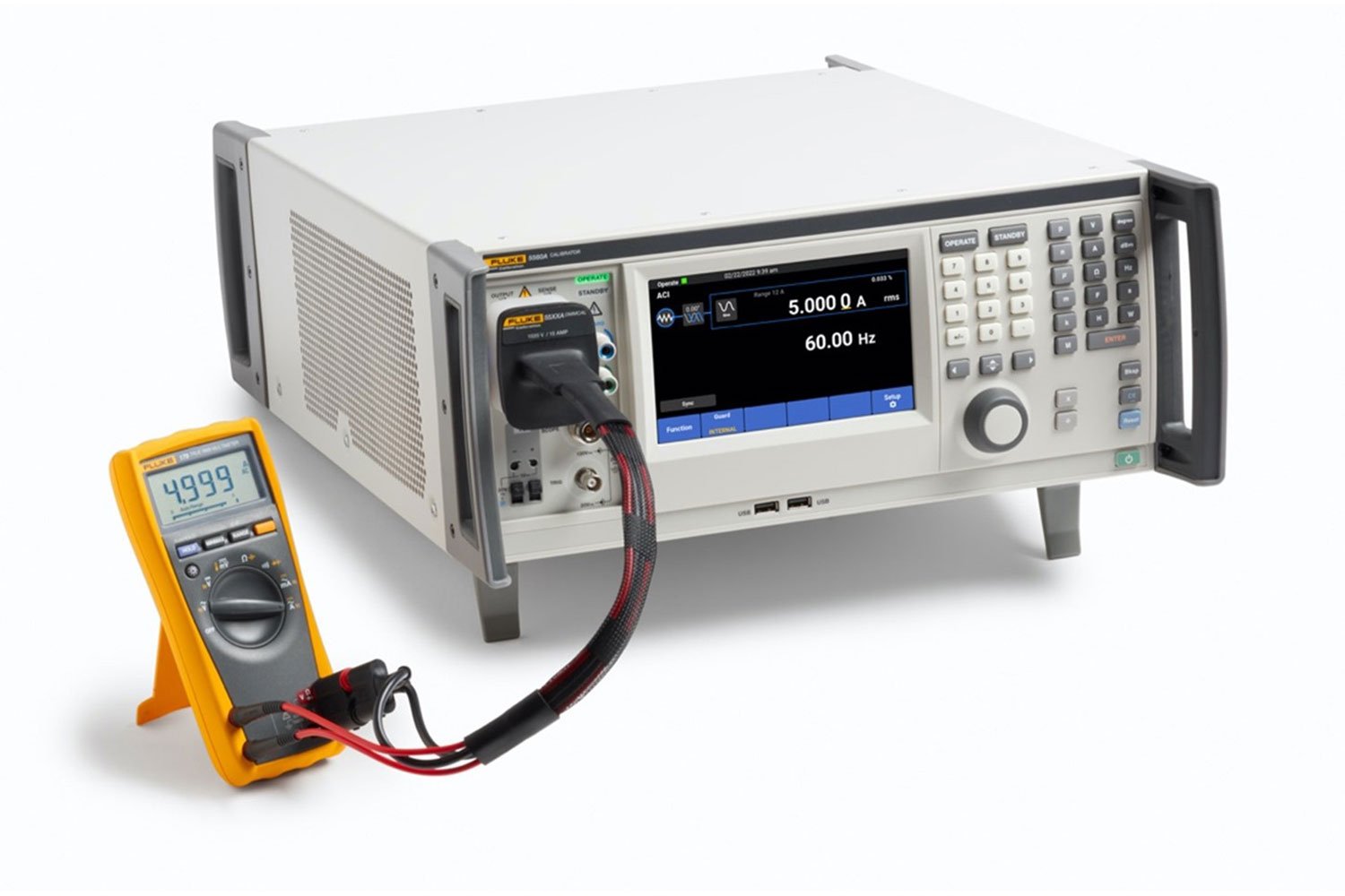 5560A Multi-Product Calibrator Tested Functions and Calibration Support for Accurate Results