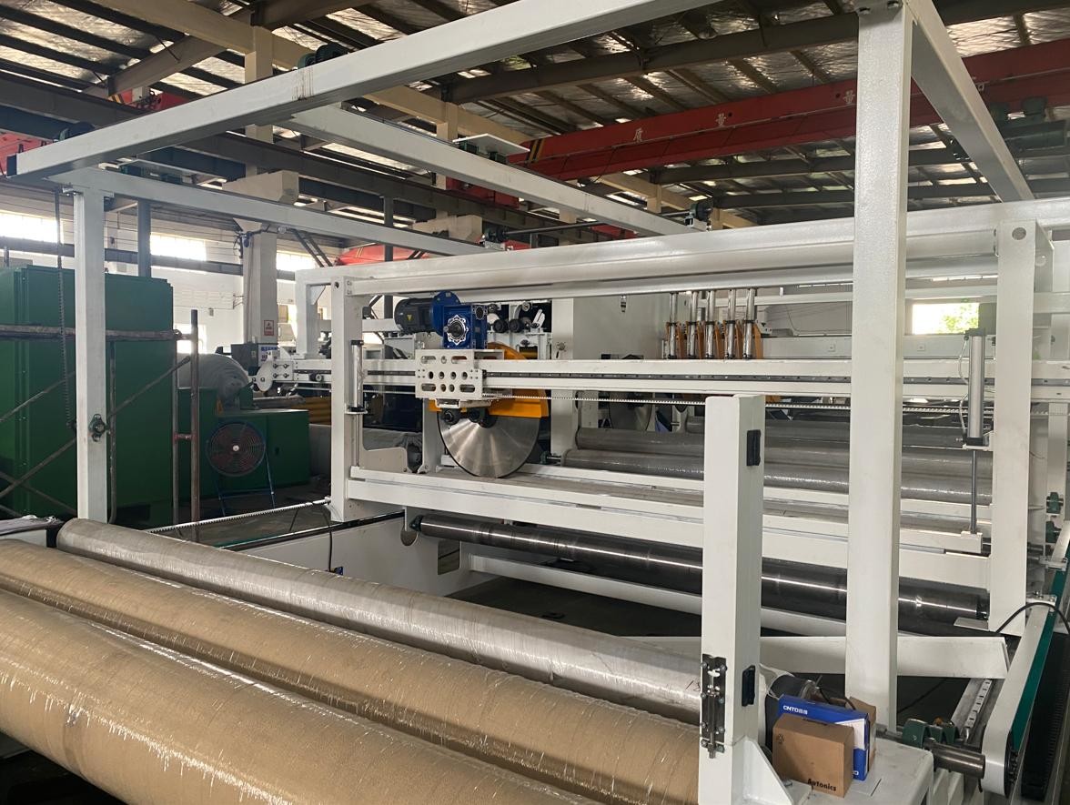 Winding And Cutting non woven machine For Wadding Line