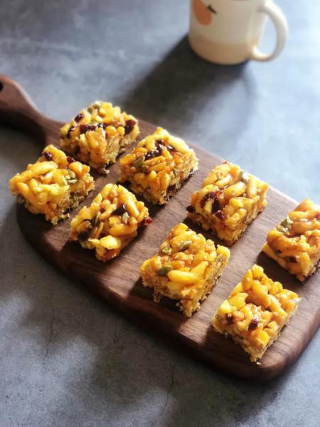 Chinese Soft Cake Cookies Coarse Grain Sachima Snack Without Saccharin Diabetes