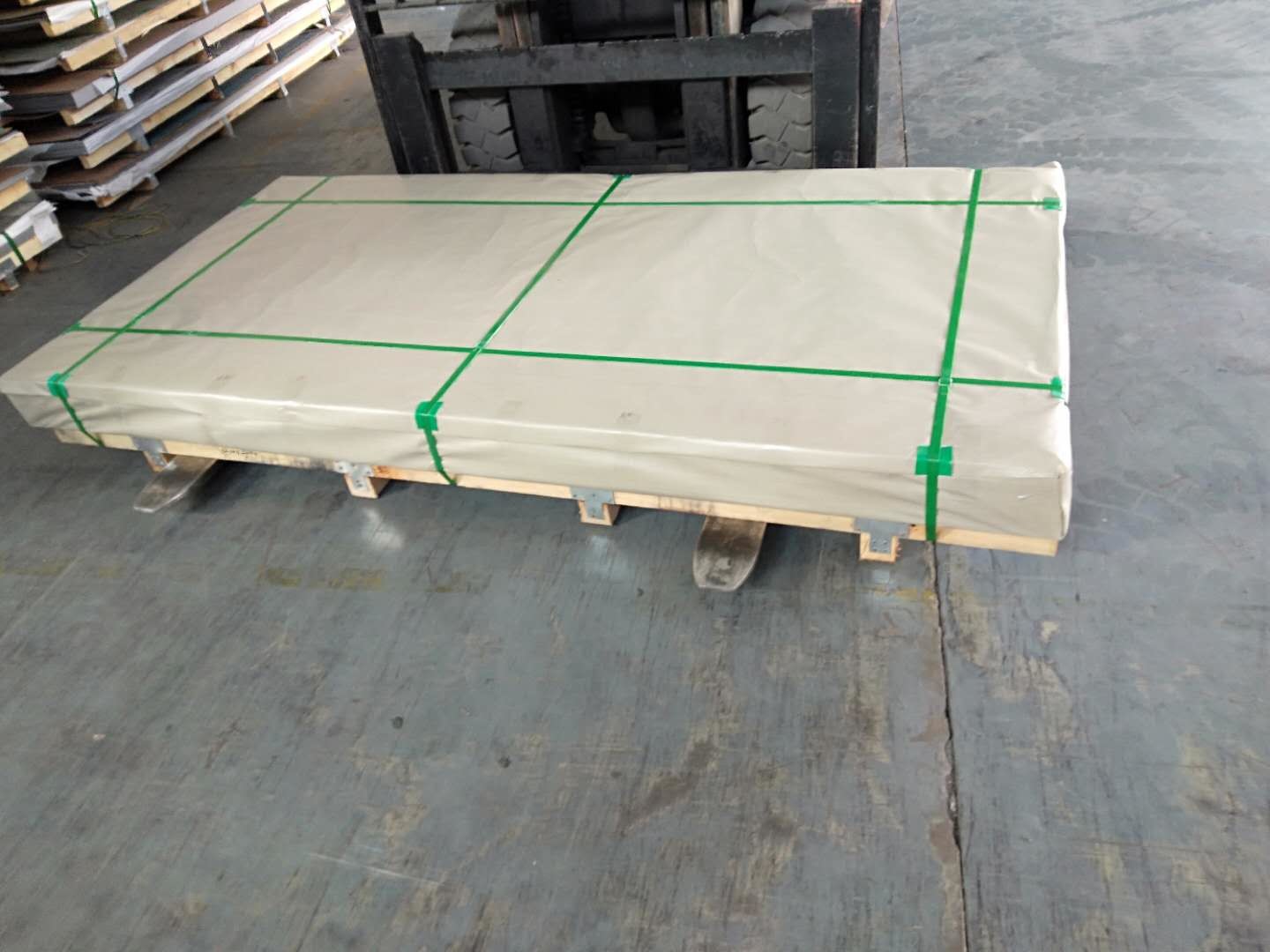 ASTM A240 SUS436L Grade 3mm Stainless Steel Sheet 2D Finished Brushed