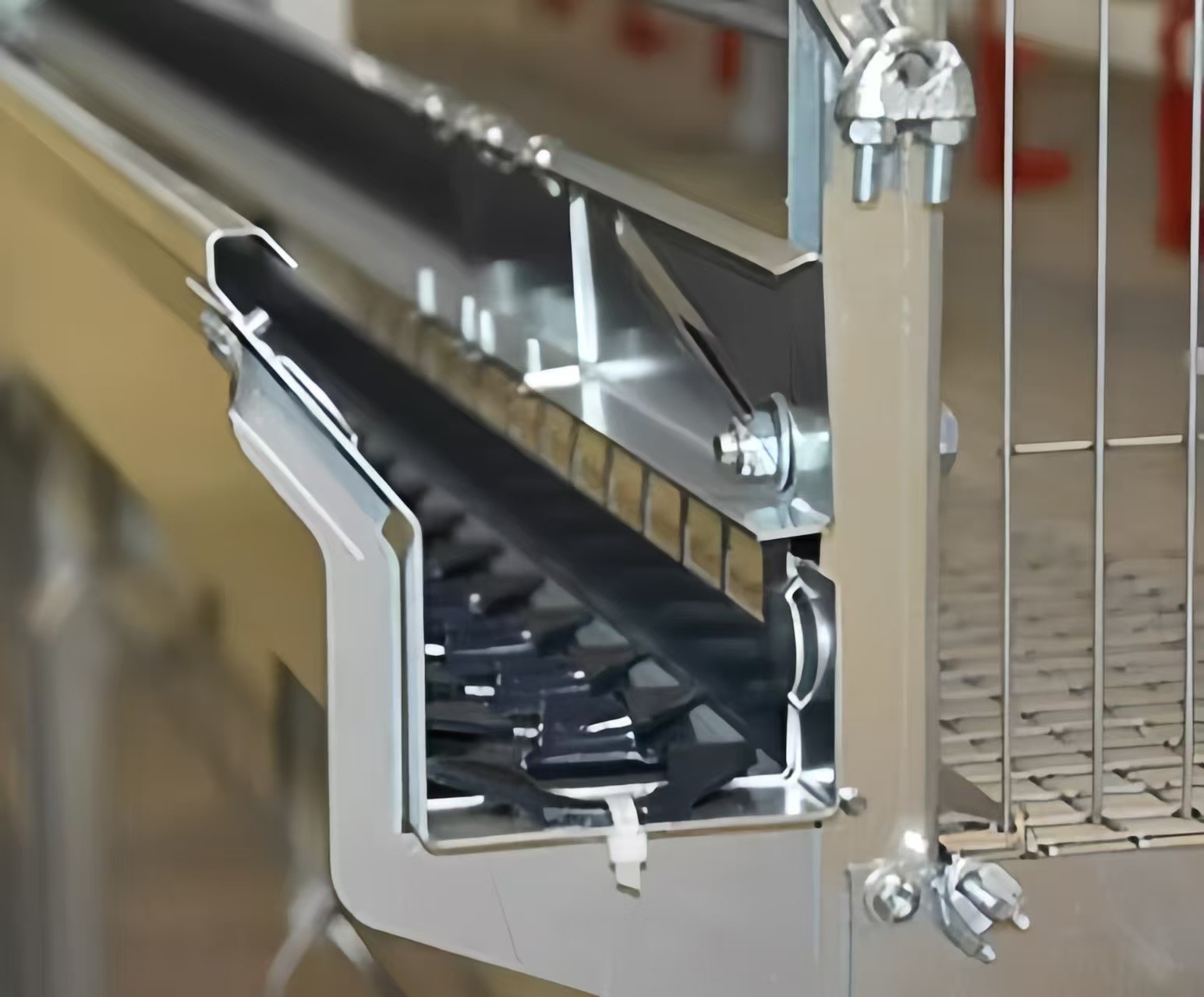 Customized Plastic Broiler Cage Equipment Automatic Poultry Breeding Equipment