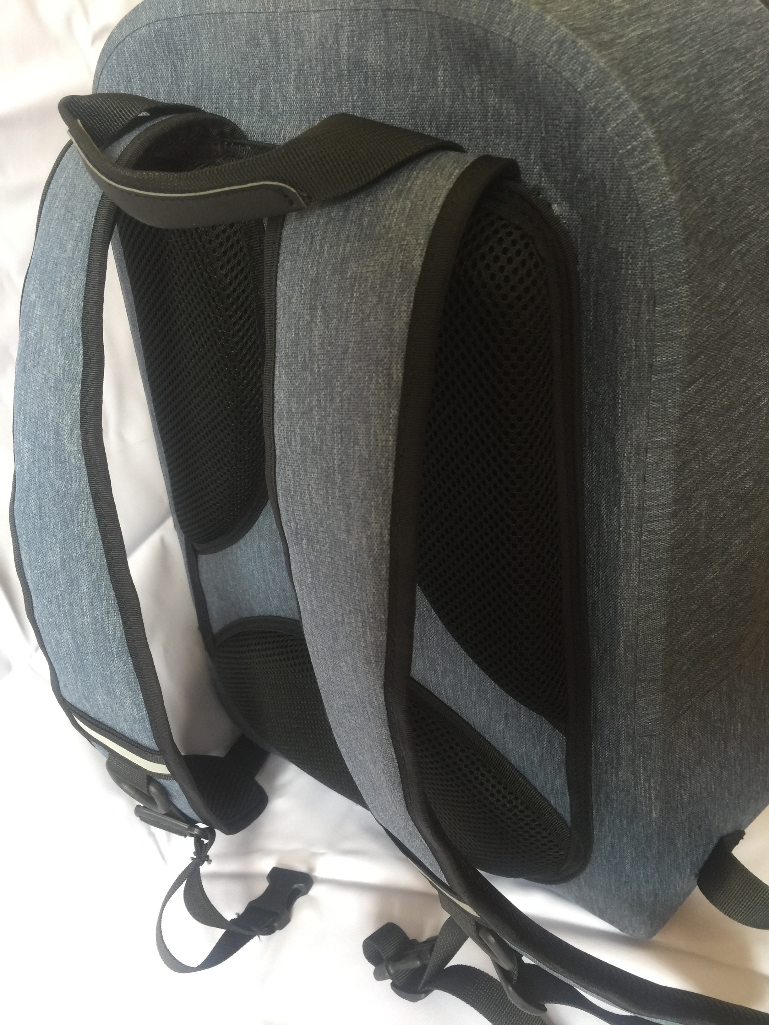 Fashionable Waterproof Travel Bag With High Strength Backpack