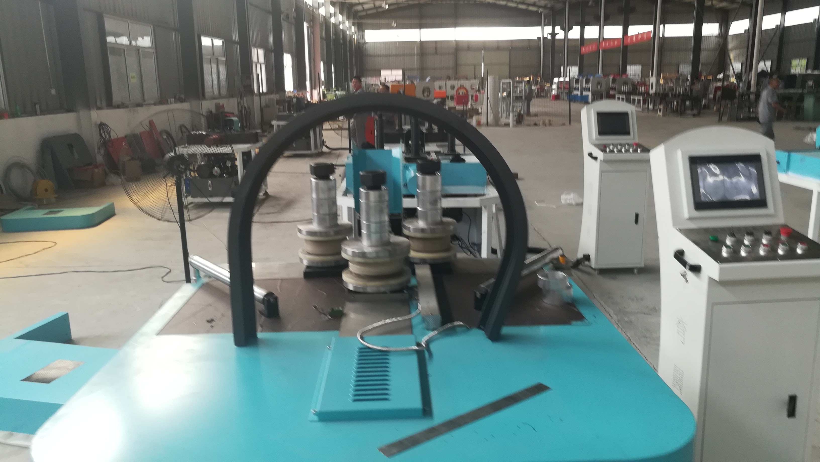 Aluminium window and door bending machine , Arch window bending machine
