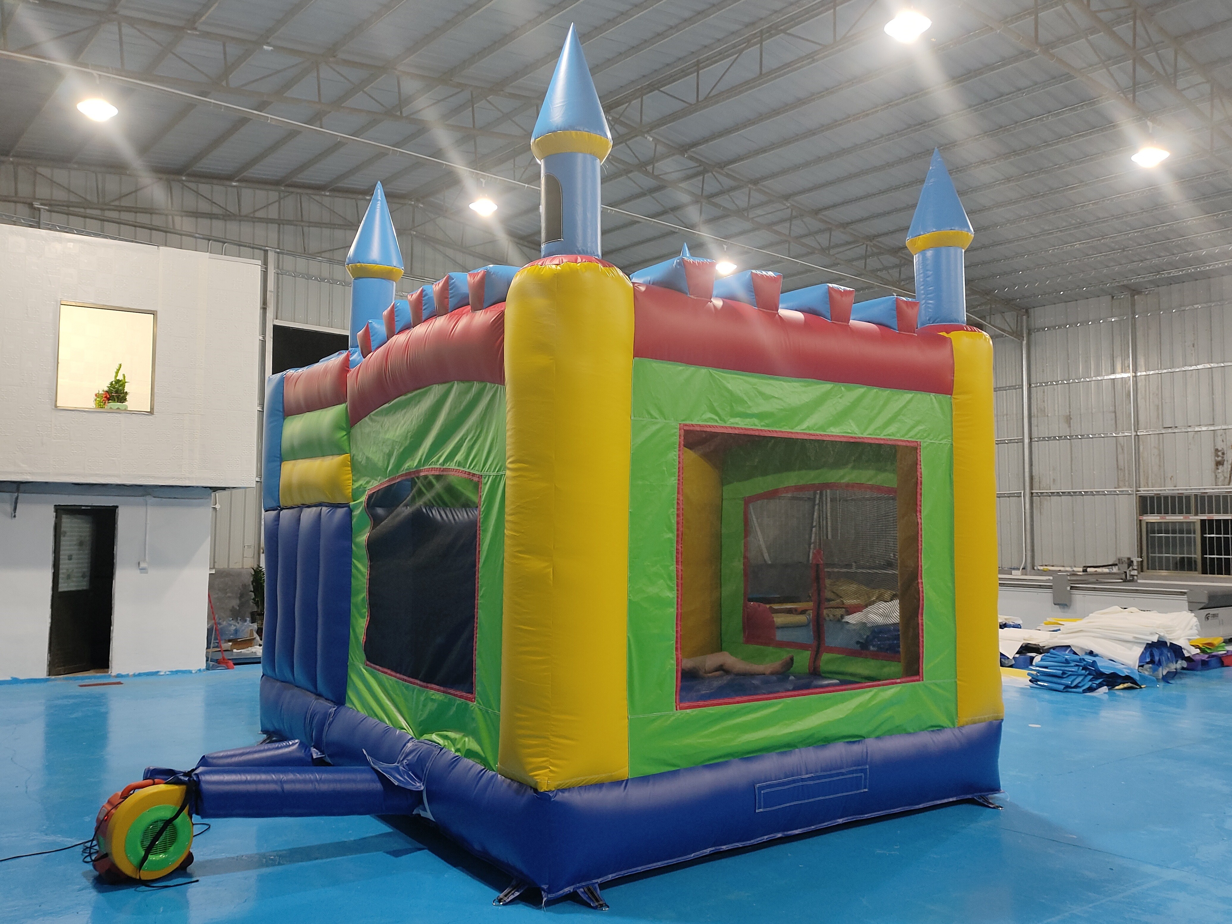 Commercial Grade Bounce House Inflatable Combo Jumping House With Slide Inflatable Bubble Castle For Kids
