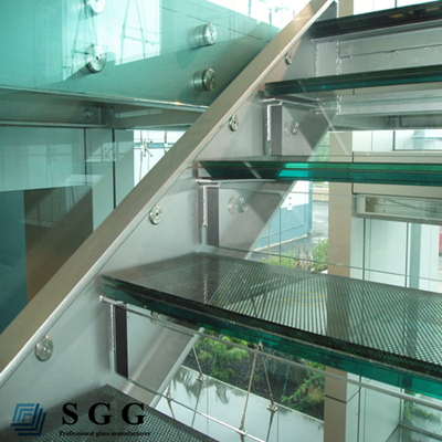 laminated glass stair