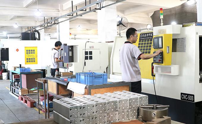5 Station 6000pcs/Hr Bottle Screen Printing Equipment 300x250mm 1