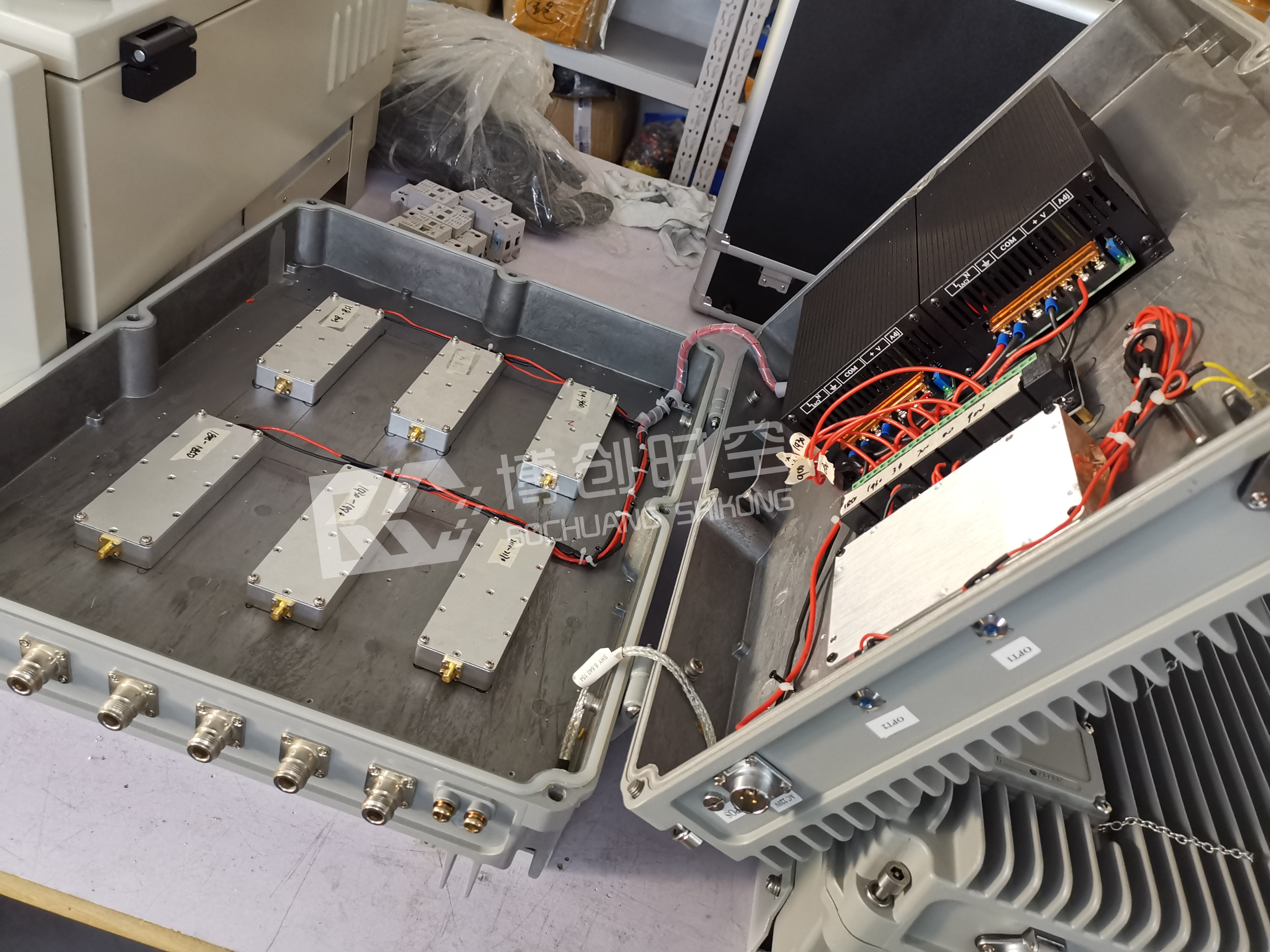 Fixed UAV jammer 1500m all day automatic drive off forced landing return UAV reaction equipment anti UAV jammer