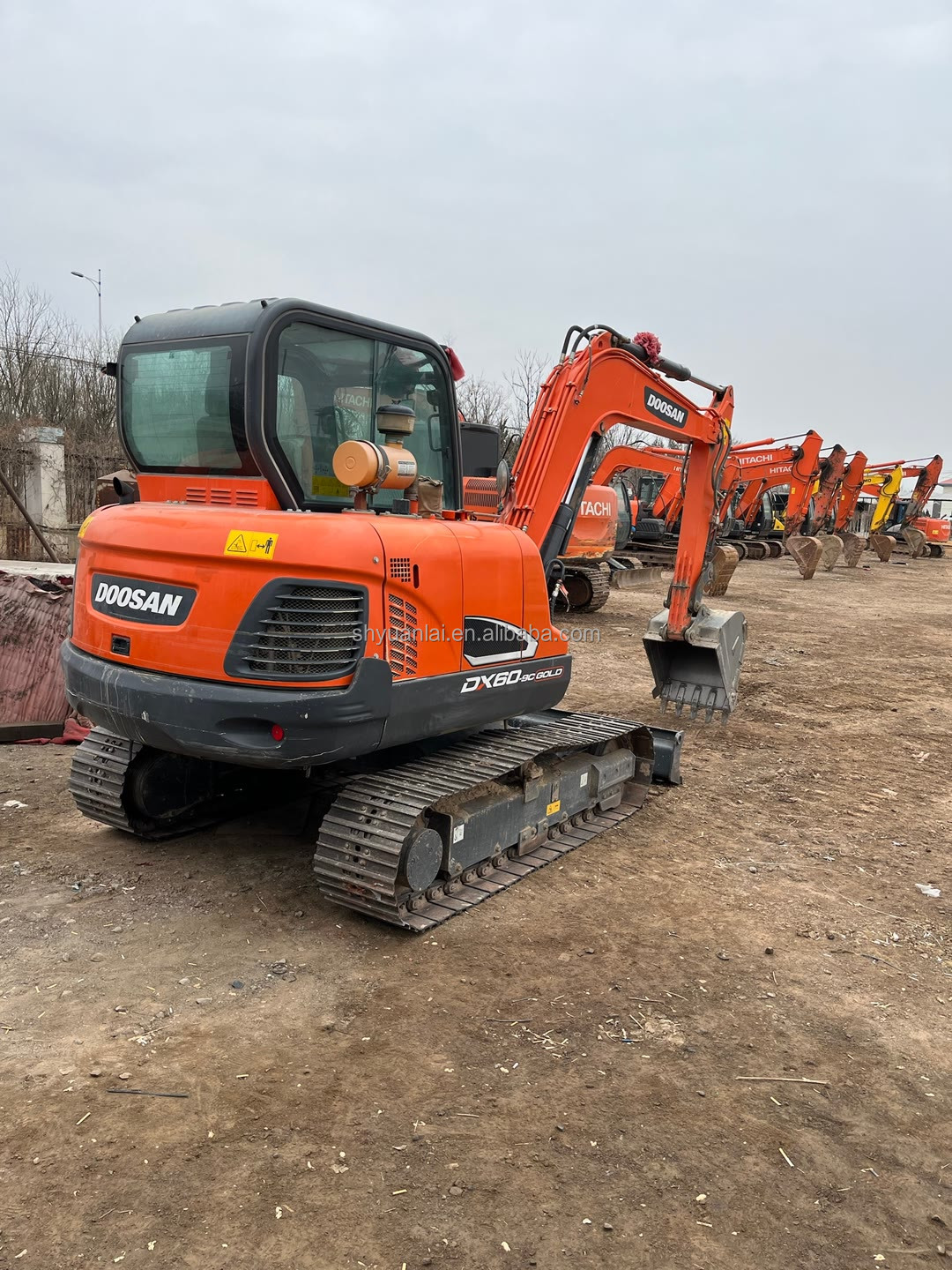 Second Hand DOOSAN DX60 Excavator and Energy-Saving for Crushing Used Hand Excavators