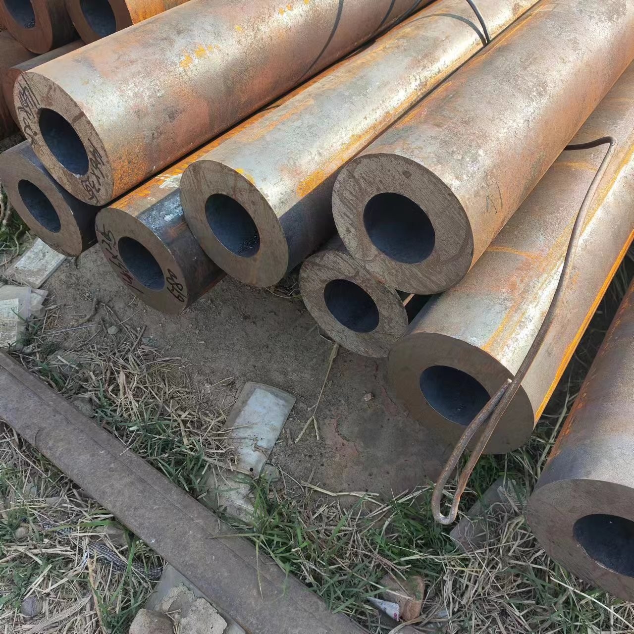 AISI1045 /S45C Steel Pipe / Seamless Pipe Tube DN10 - DN300 SCH40S SCH80S SCH160