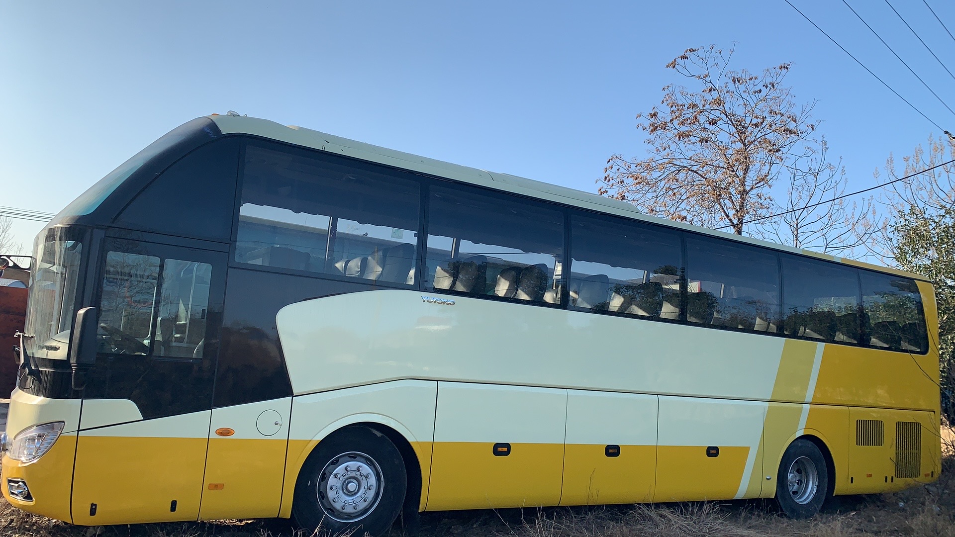 70 Seater Diesel Coach Bus in Africa Market with and Euro ll Emission by Youtong
