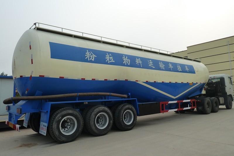 45M3 V Type Bulk Cement Tanker Powder Tank Semi Trailer with 11980*2500*3800mm Size