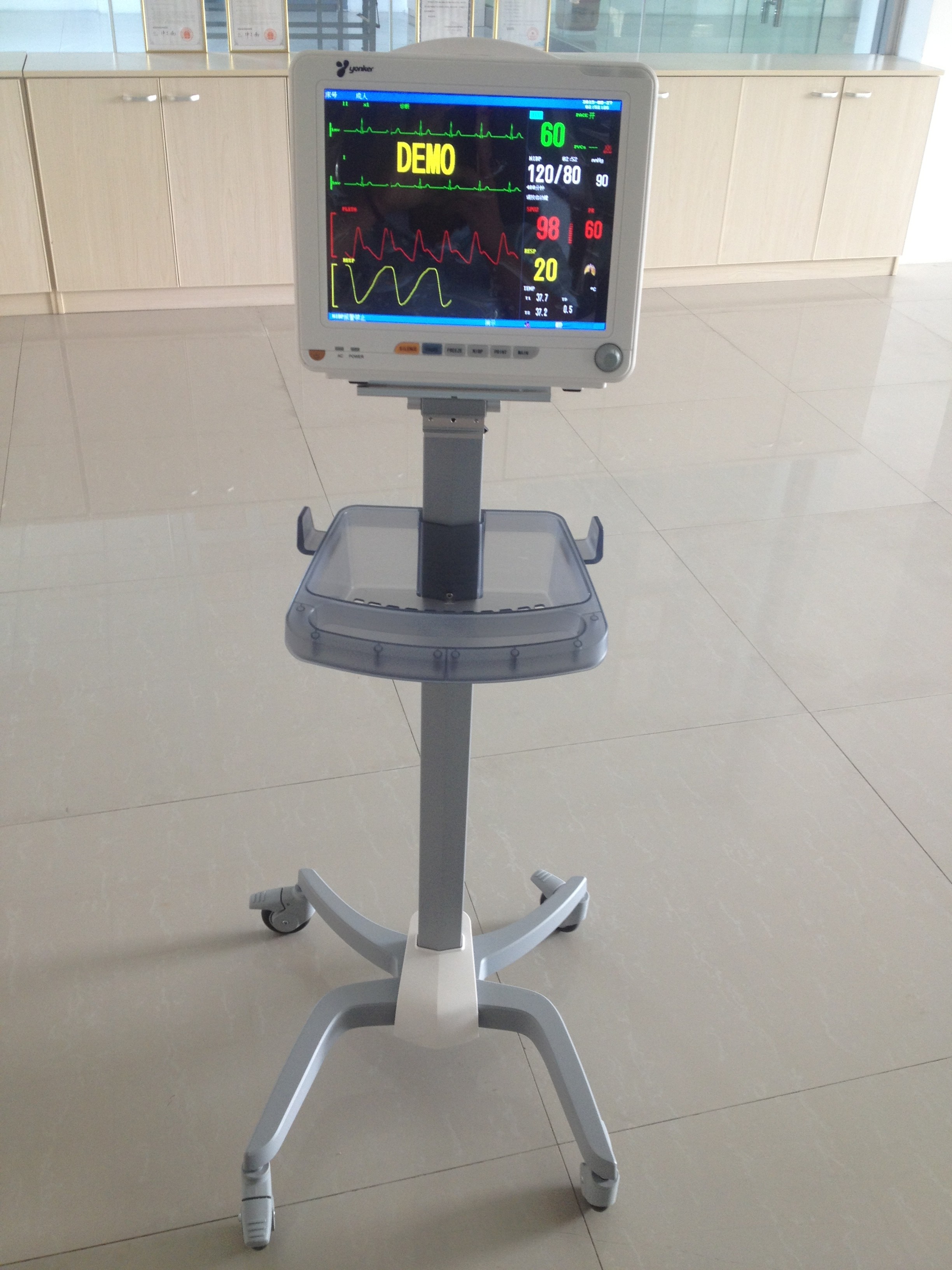 Buy cheap Manual / Auto / Comtinuous Oscillometry Patient Monitor Machine 10-270mmHg product