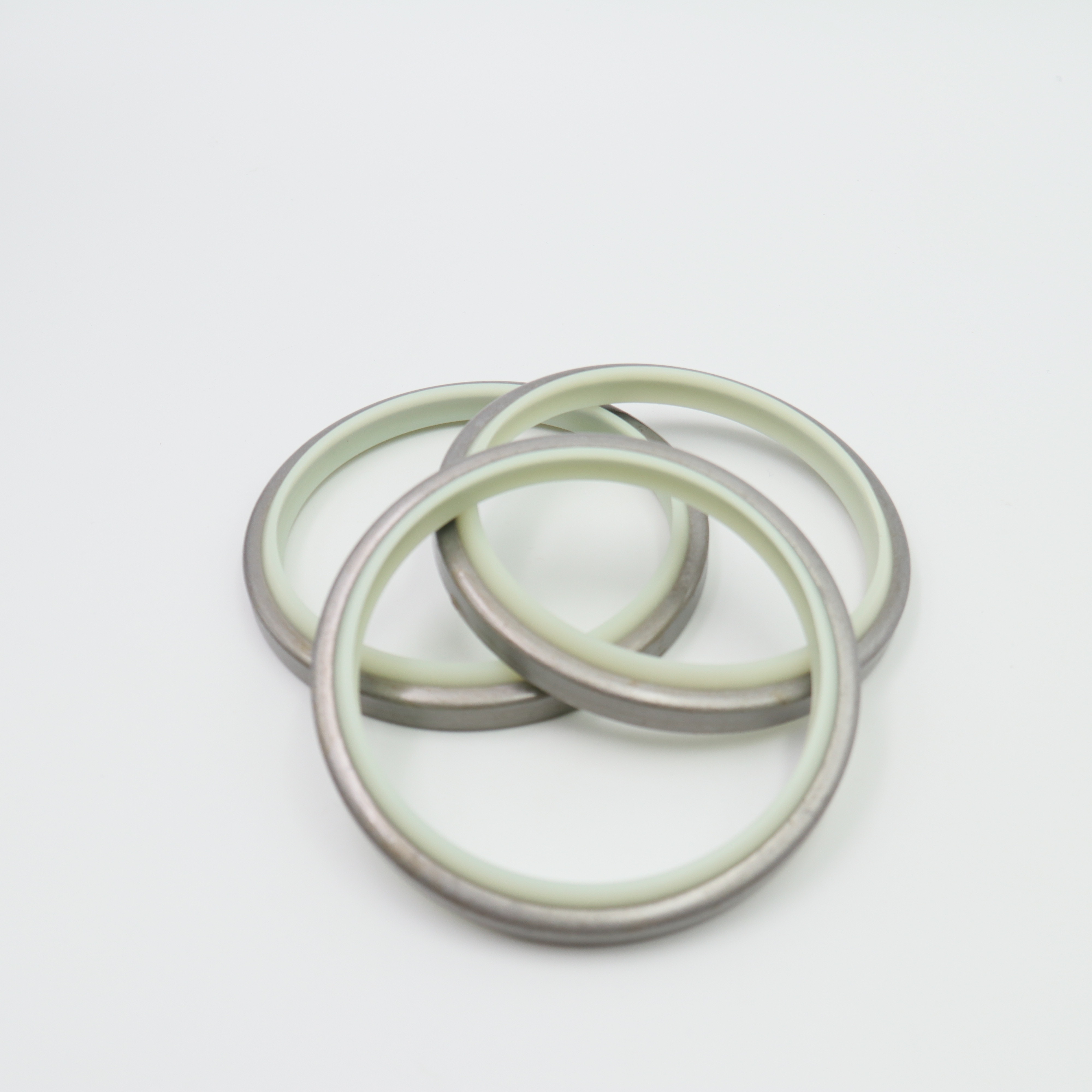 Truck Tractors Beige TC Type FKM O Ring Oil Seals Oil Resistant