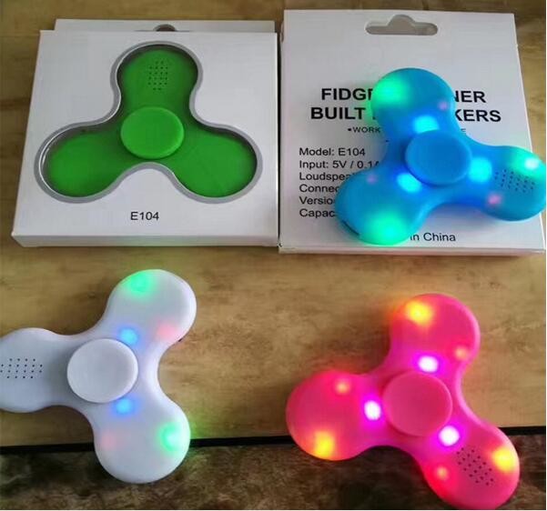 2017 new hot bluetooth speaker high speed BT 4.0 bluetooth finger spinner fidget spinner for travel people 1113
