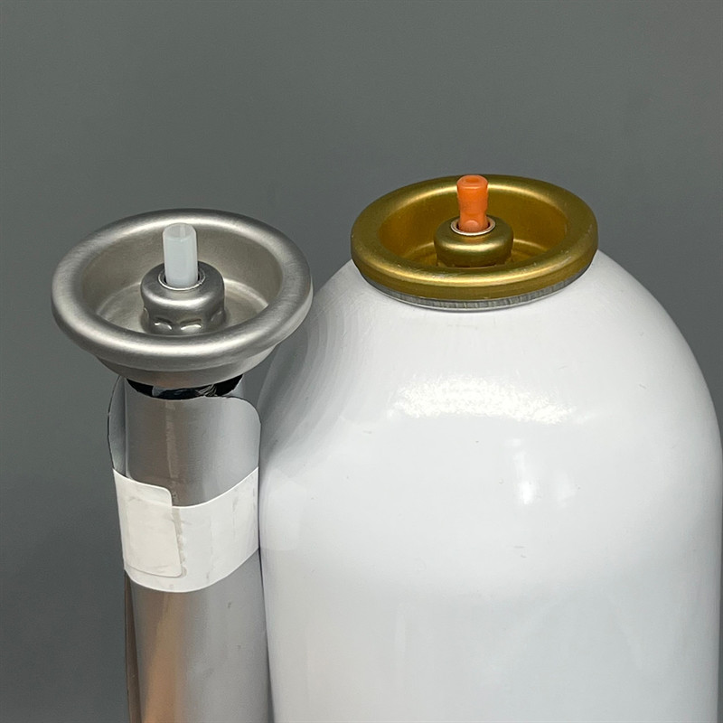 Compact Male Bag on Valve for Portable Medical Oxygen Systems with Lightweight Design and Easy Handling
