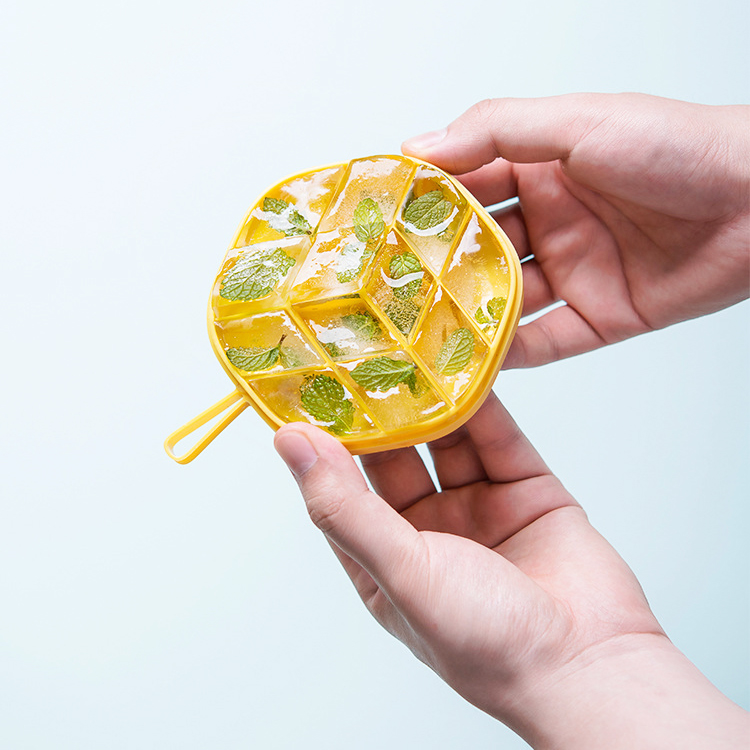 Food Grade Silicone Ice Mold Sustainable Diamond Shape Silicone Ice Cube Trays