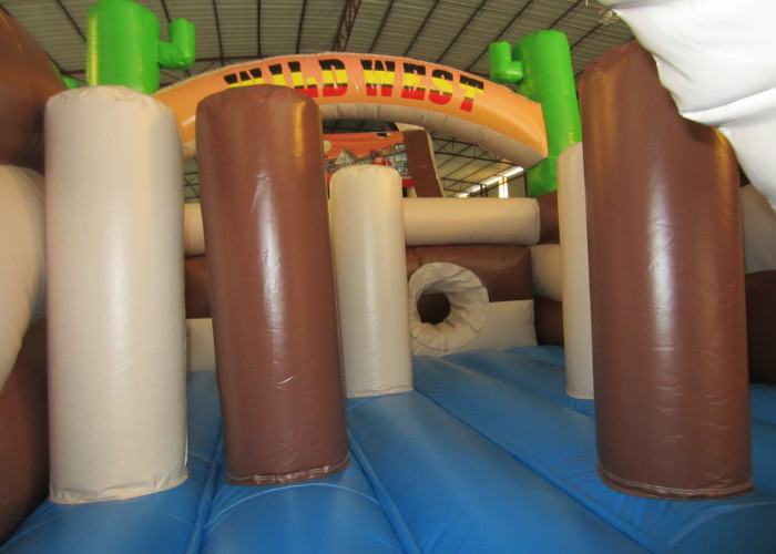 Inflatable Obstacle Bounce House 18.3 X 3.7 X 5.5m , 40 Ft Obstacle Course Inflatable