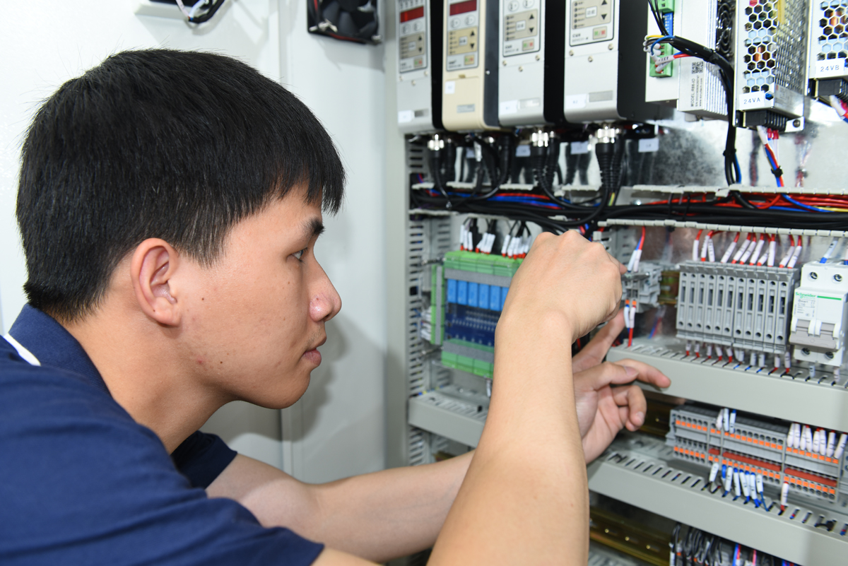 High Accuracy Vision Counting Machine for Metal Plastic Parts