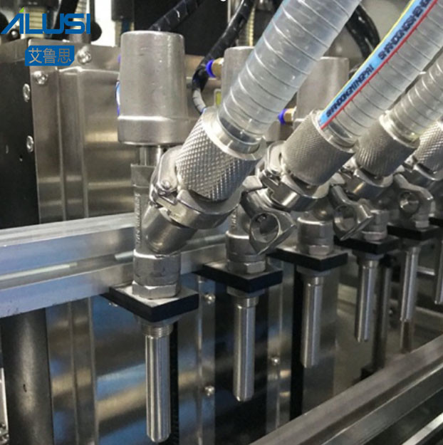 Four Heads Liquid Filling Machine Pneumatic Piston Cosmetic Cream Paste Filler With Heating