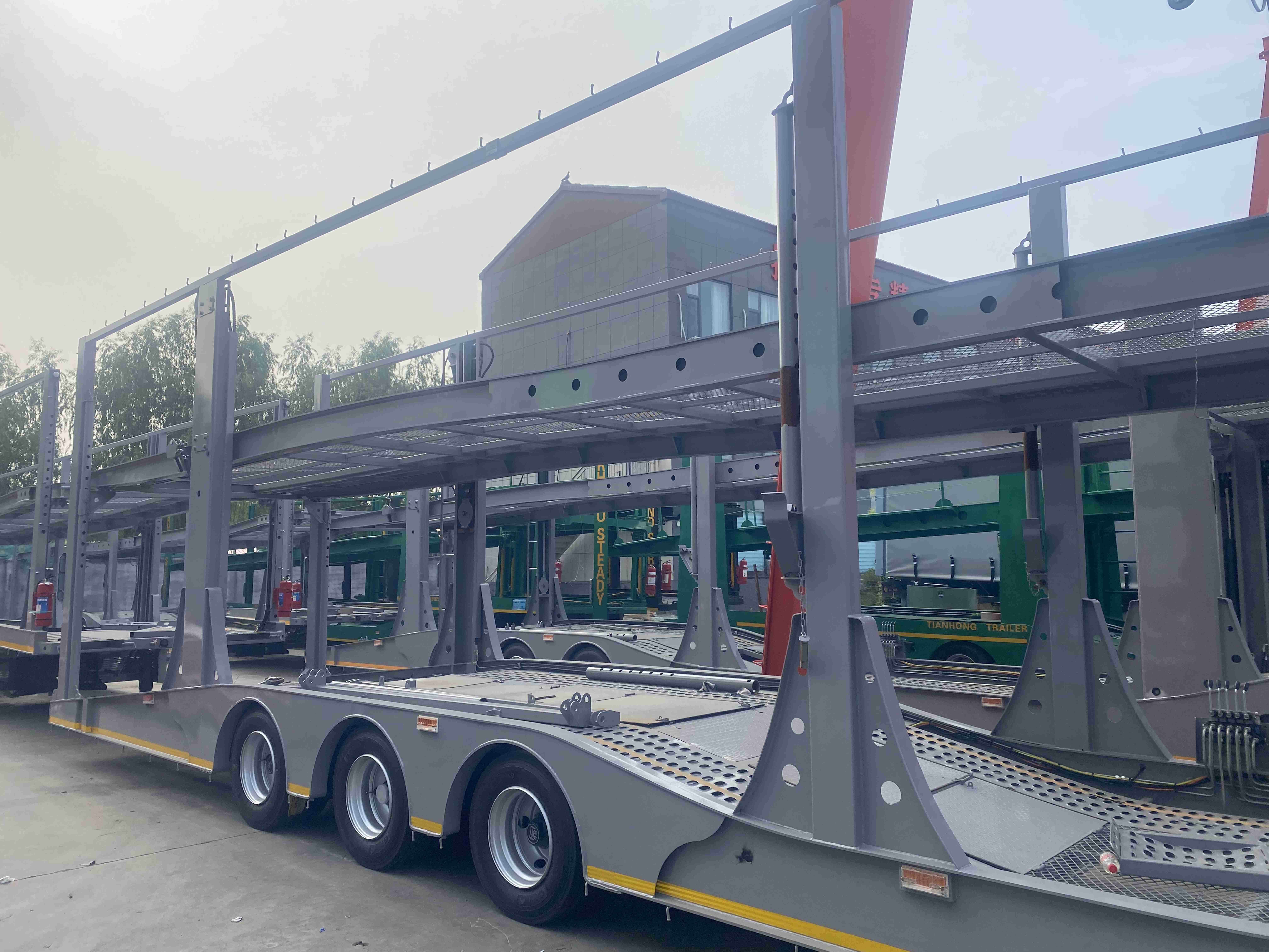 2-3 Axes Vehicle Transport Semi Truck Trailer 9 Car Transport Vehicle Semi Trailer