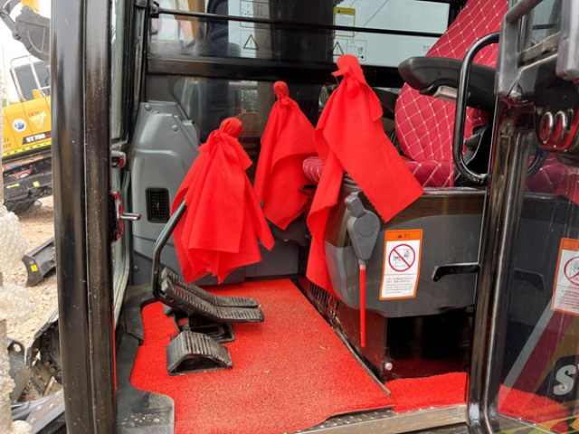 Sany SY75C Excavator Cab