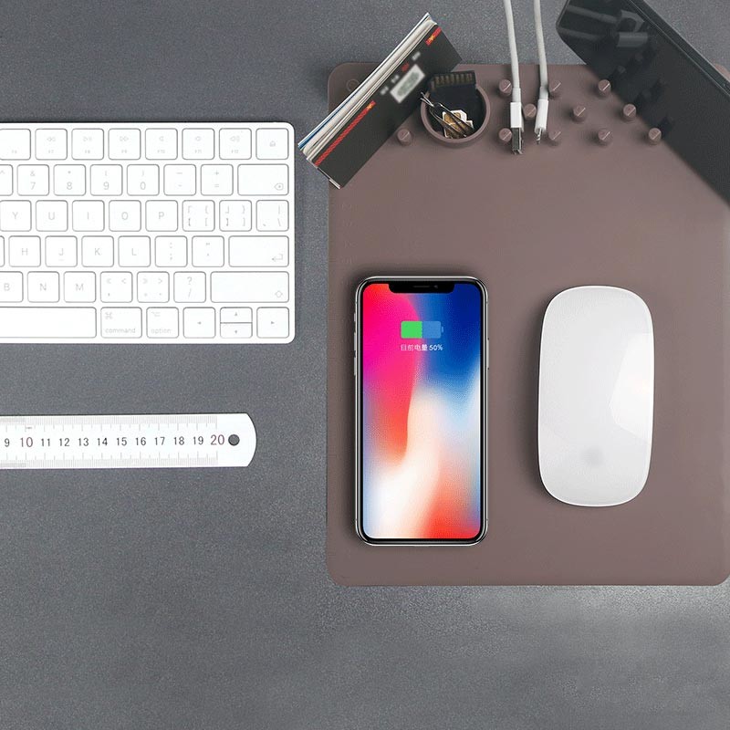 Personalized TPU Fast Wireless Charging Mat QI Standard For