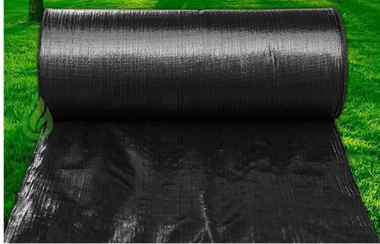 Horticulture 2mm Reflective Plastic Weed Barrier 500ft Stop Weeds Membrane