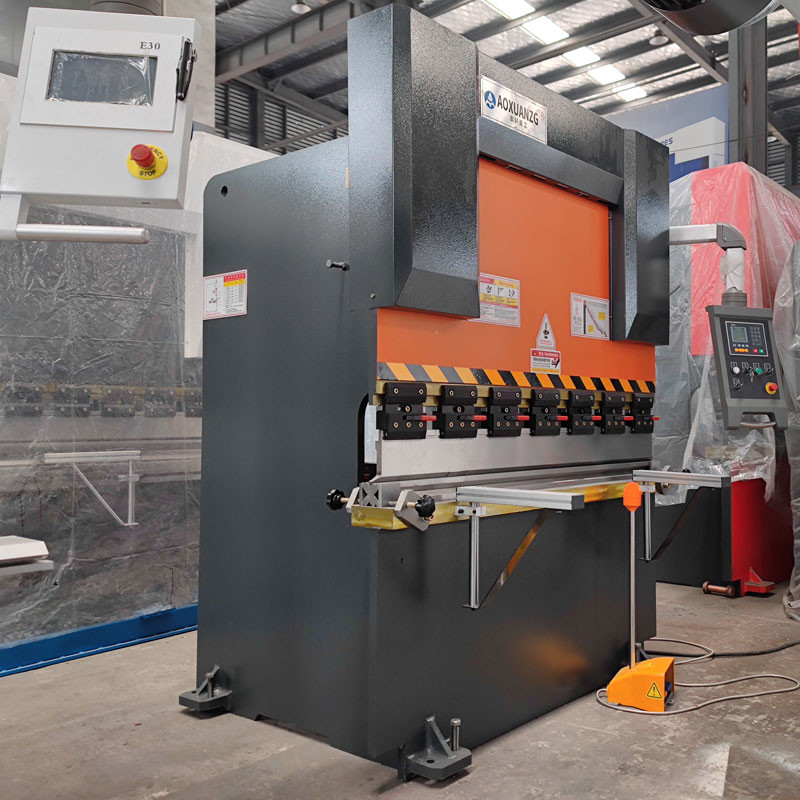 63T1600MM NC Torsion Bar Press Brake Hydraulic With Nanjing Estun E21