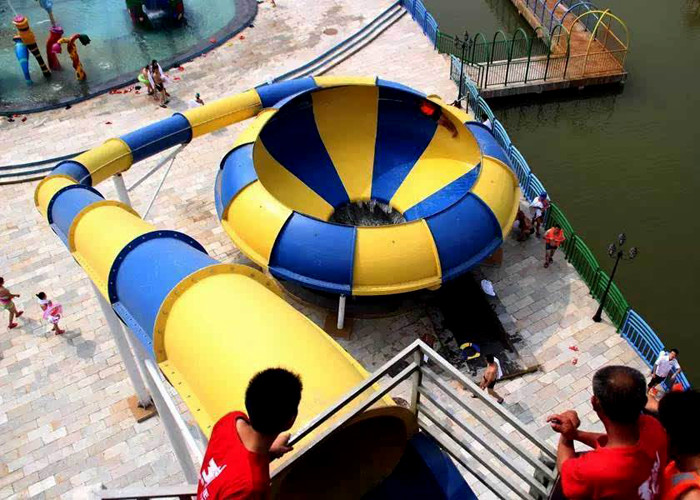 Fiberglass Space Bowl Water Slide Outdoor Water Park Equipment