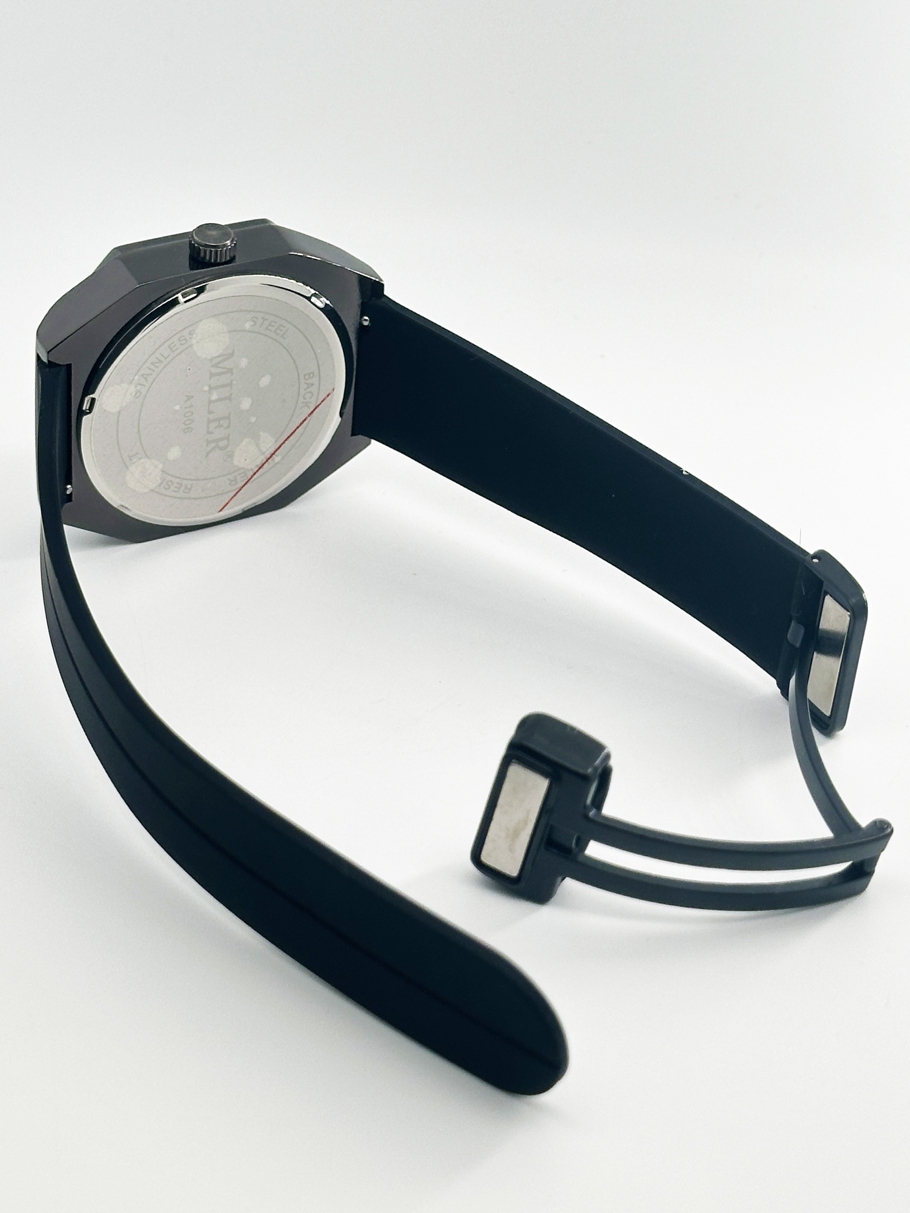 Casual Wrist Watch Chronograph Waterproof Luminous Calendar Silicon Band Men Watch
