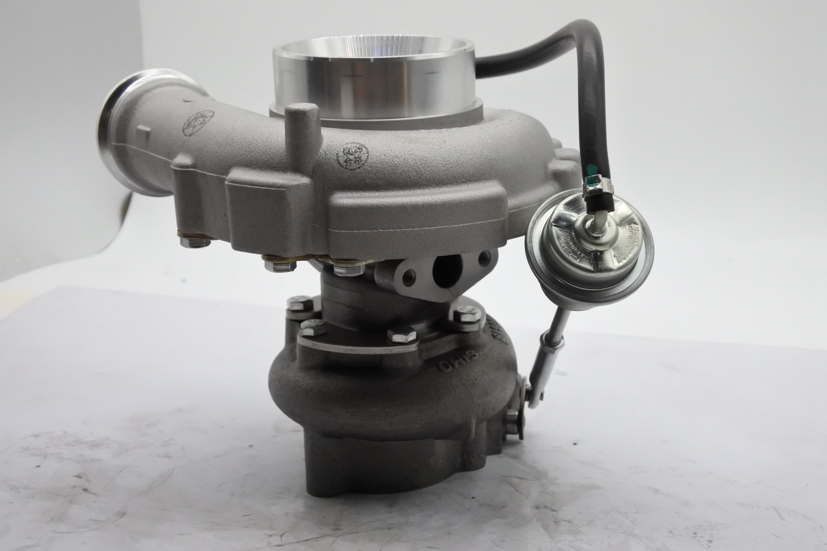 K26 Turbocharger 53269887104 Turbocharger 10326868 Liebherr