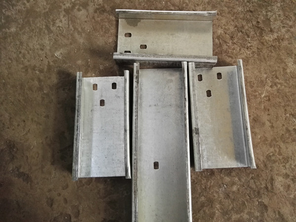 C Z Profile / Metal Steel Purlin Roll Forming Machine Mitsubishi Controller