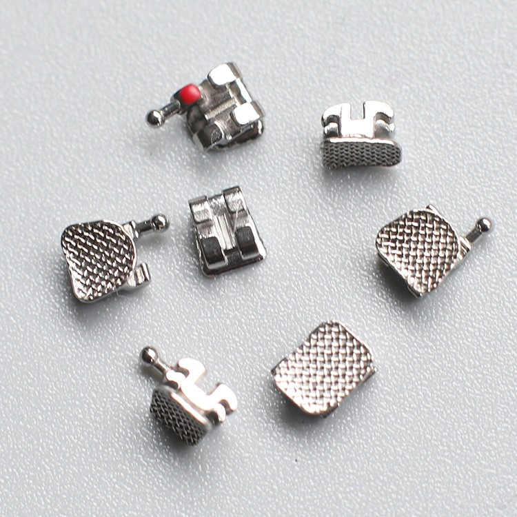 Precision Metal Orthodontic Bracket Self Adjusting Braces For Edgewise Tooth Movement Control