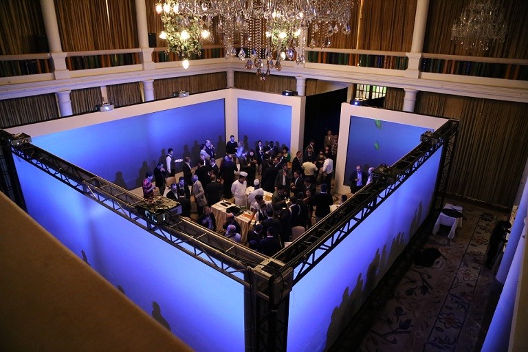Custom Size Projection Screens 4.5 x 50m Economic Fabric Black Border