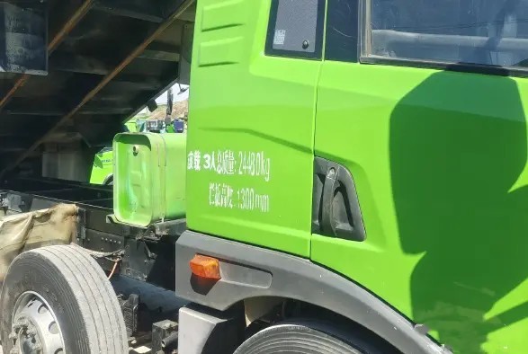 Used Truck Dump 220hp 6×2 Rated Load 24.5t Fast Gearbox Second Hand JIEFANG Truck