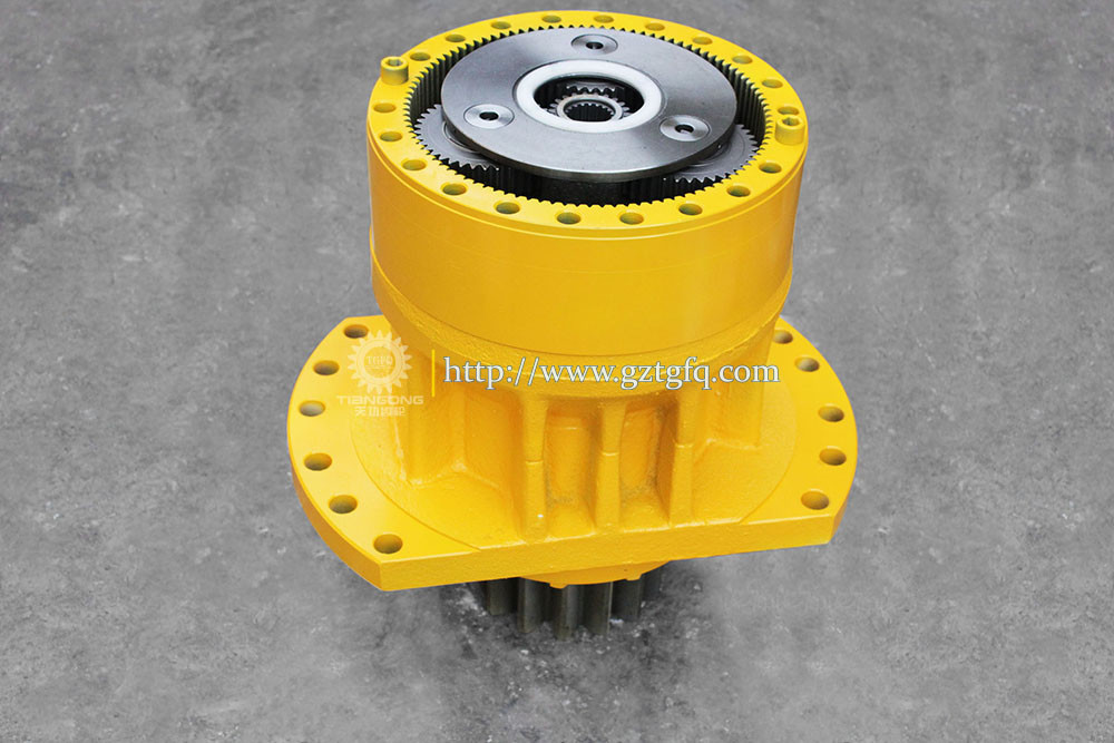 PC200-6 6D102 Komatsu Excavator Spare Parts Swing Gearbox 20Y-26-00151