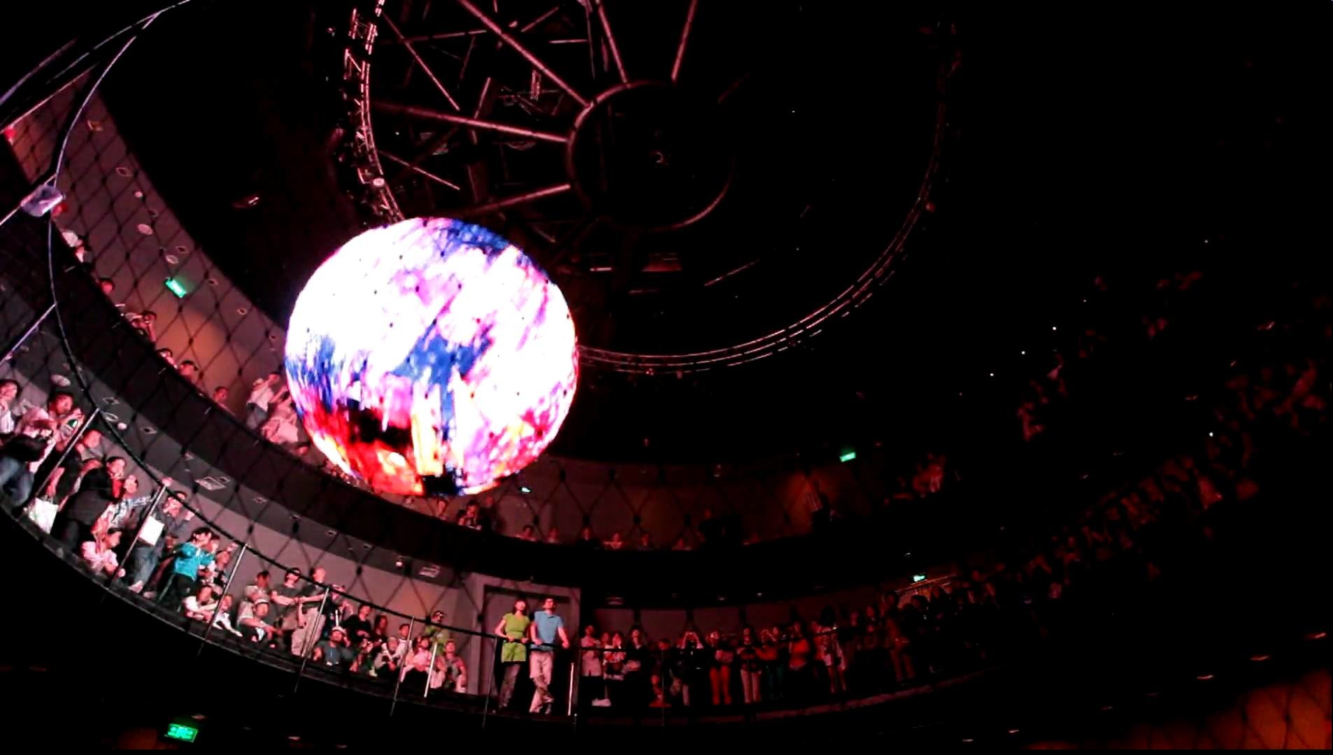 SMD P4 Indoor Full Color Sphere Led Ball Display Curved Led Panel