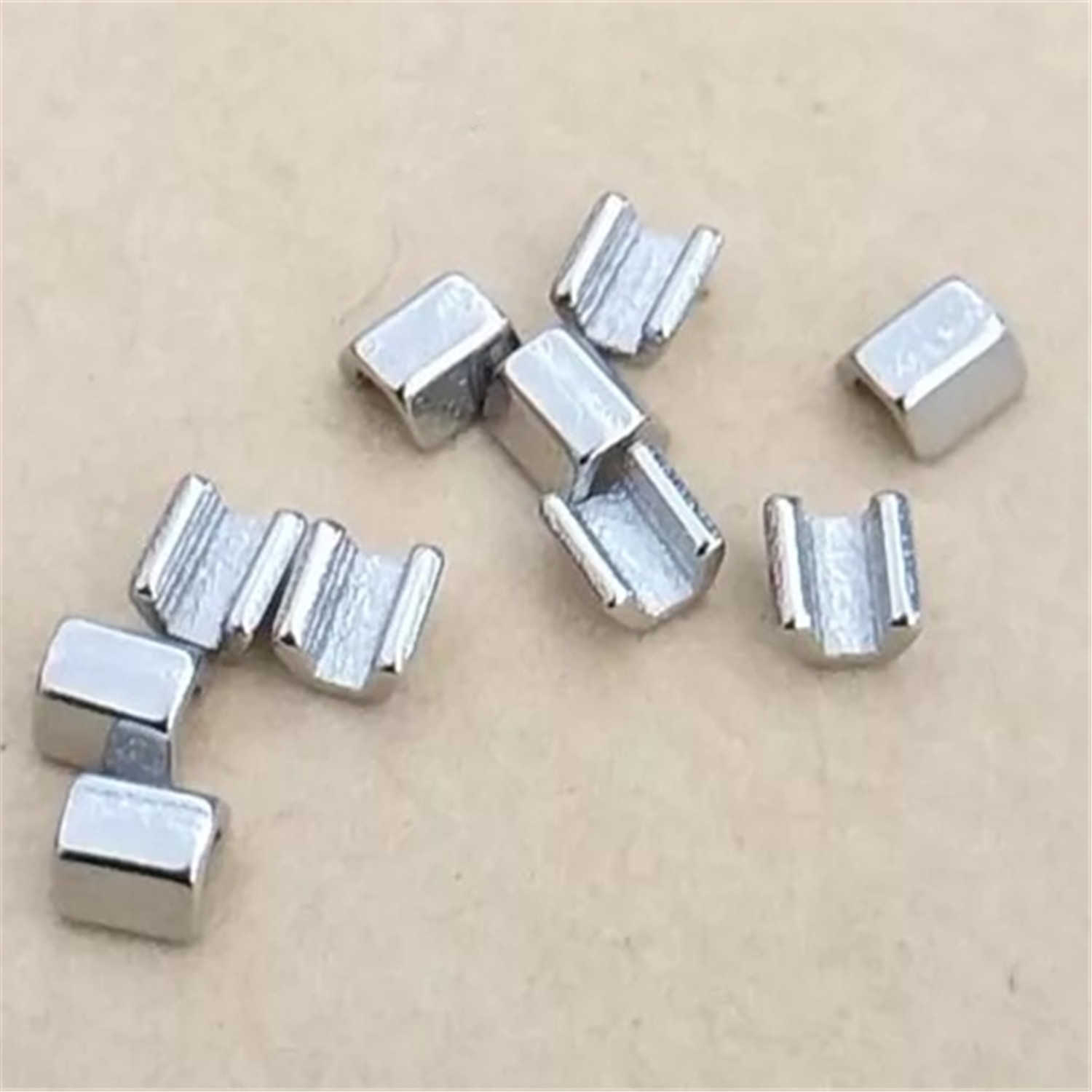 CE Certified Class II Orthodontic Crimpable Stop Mini Accessories for Durable and Instruments