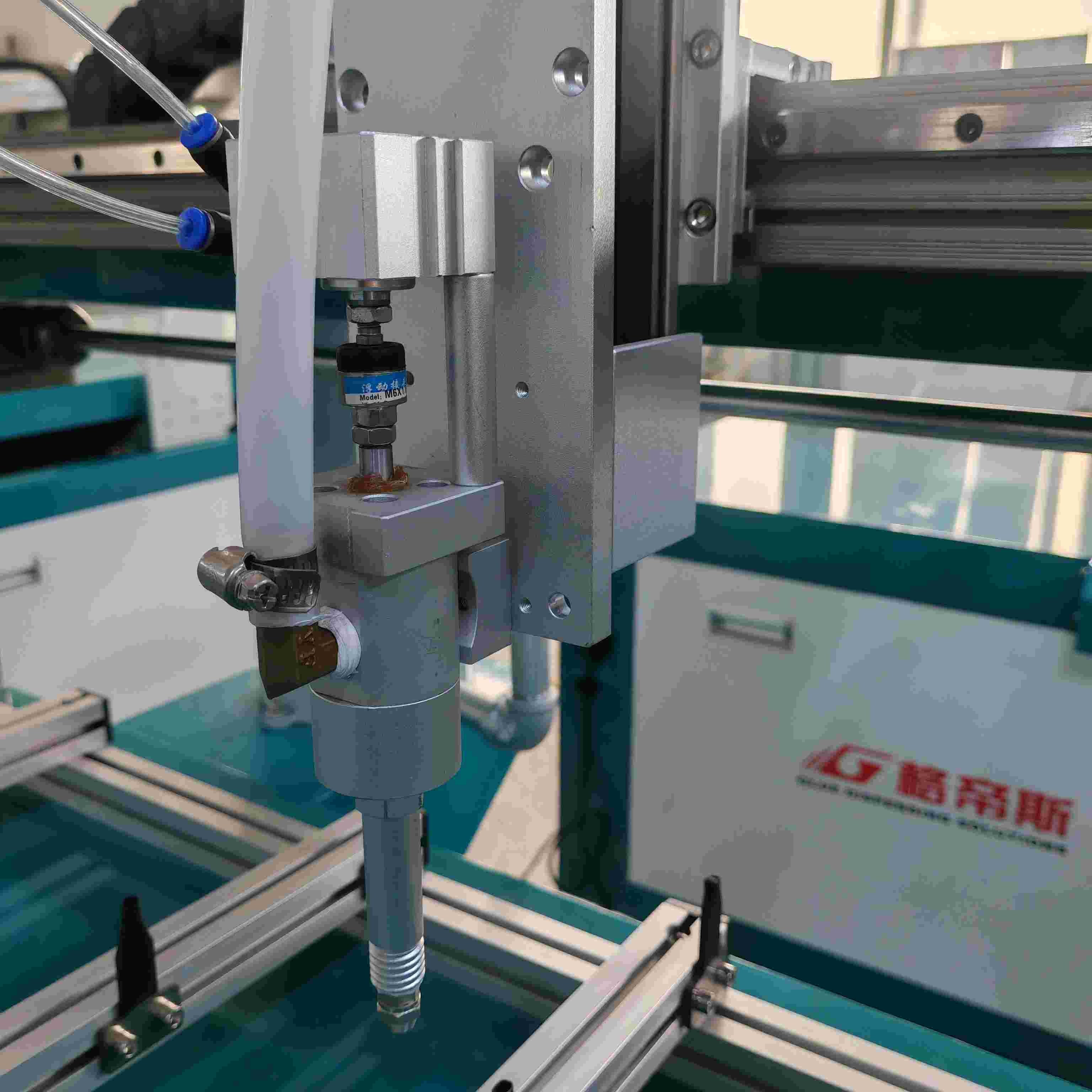 Adhesive Dispensing Equipment 500mm/sec Dispenser Robot 600*600*100mm For Electric Oven