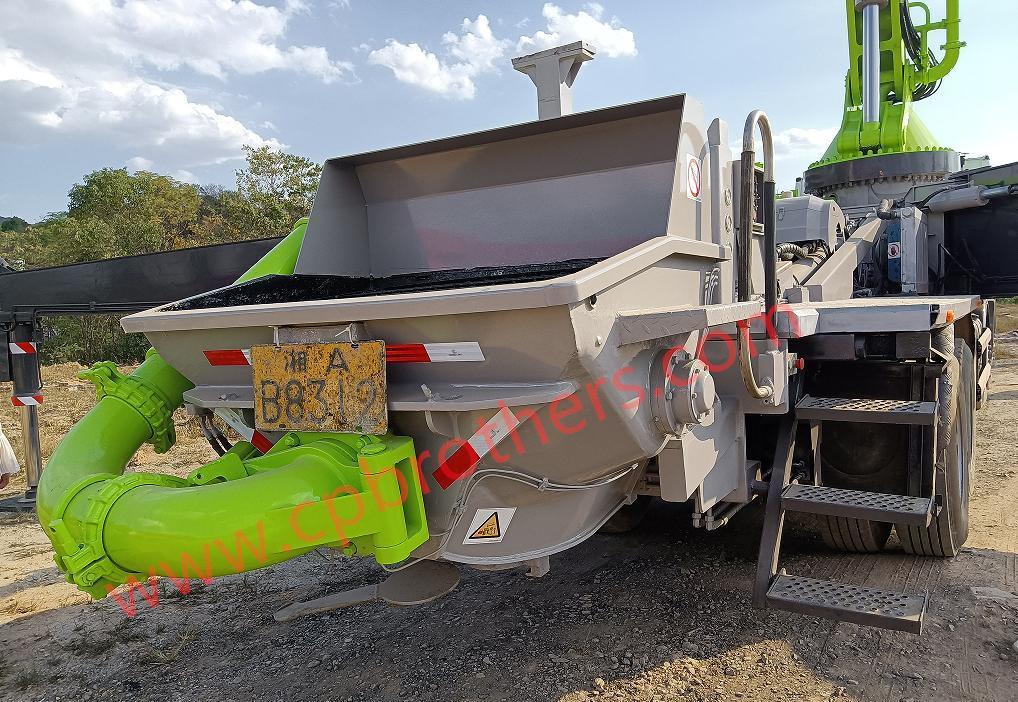 Good Renovated Condition 2013 Zoomlion 52m Concrete Pump for Ready Mix Promotion Activity Sale in EXW Price