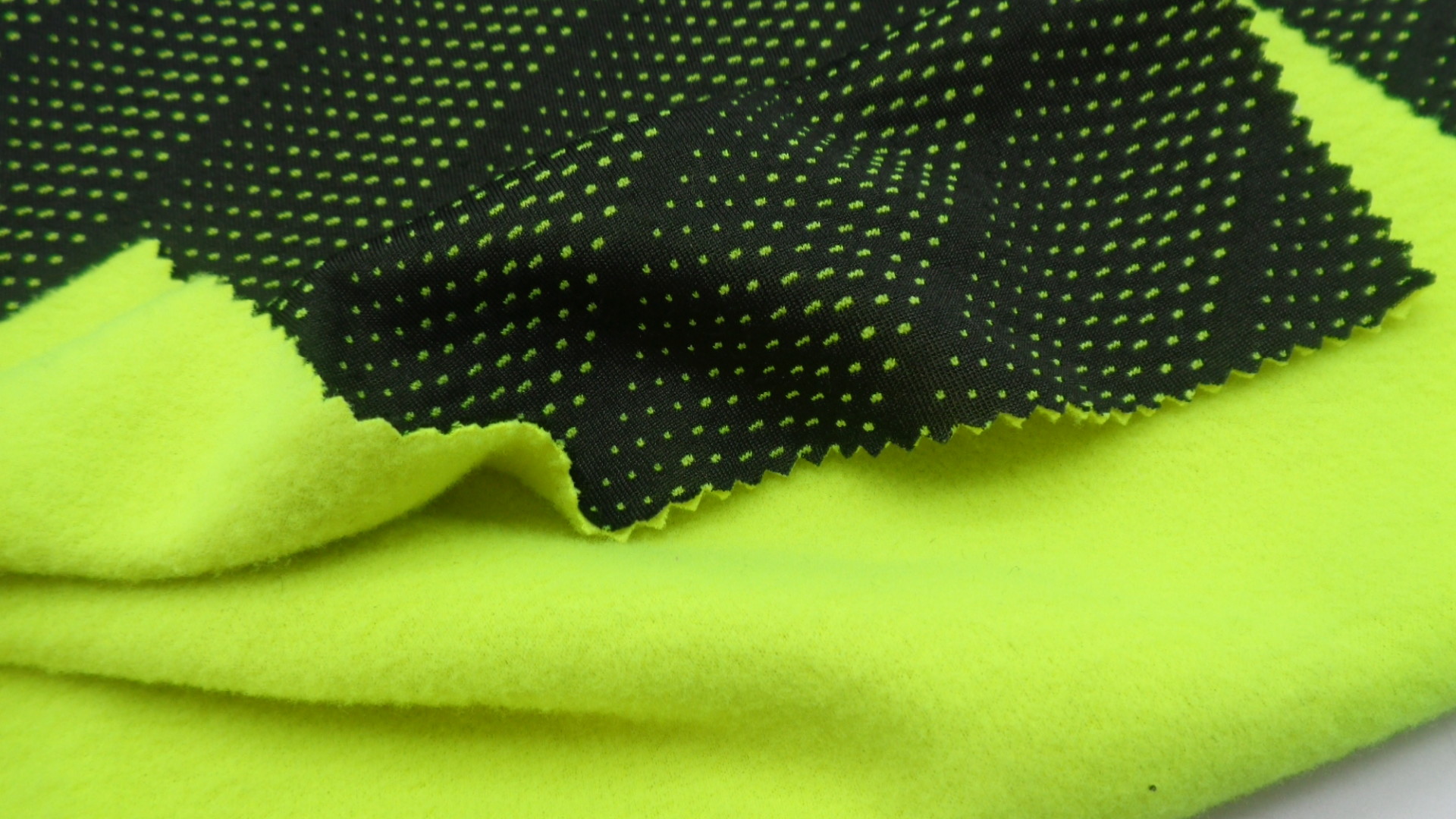 Stretch Polyester Bird Eyes Mesh Knitted Bonded Garment Fabric 260G Windproof